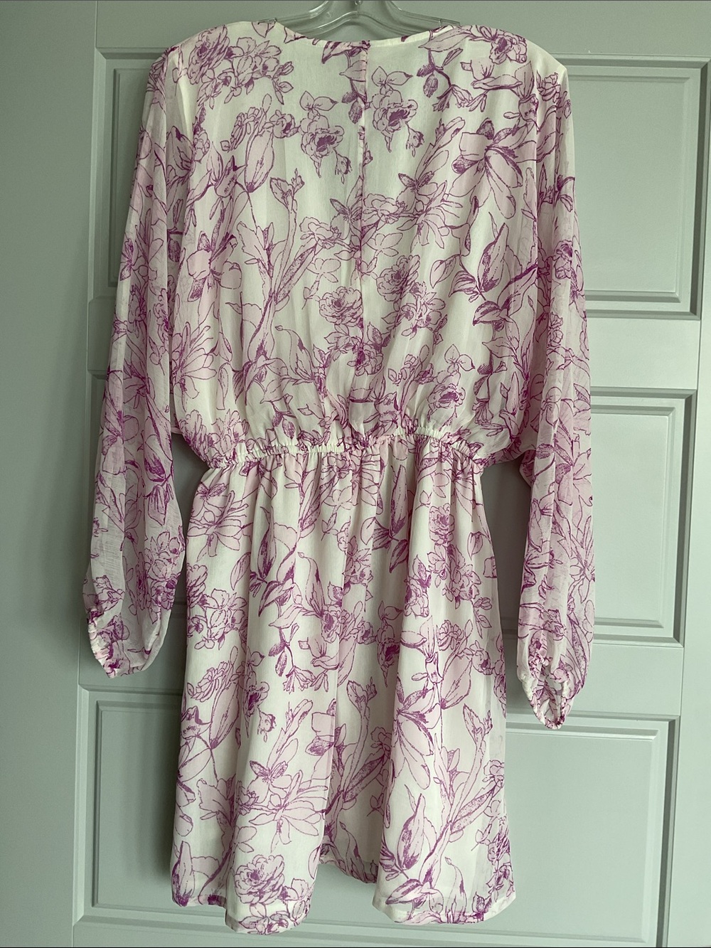 Floral V-Neck Mini Dress in Light Pink - Picture 7 of 8